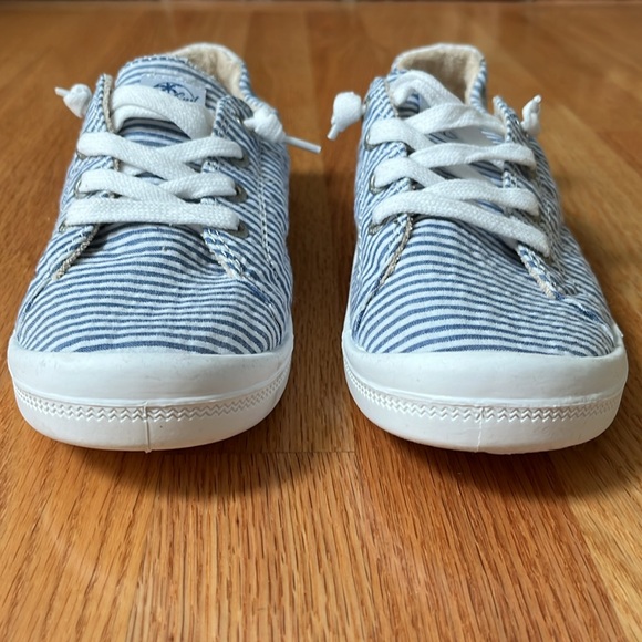 ROXY Blue and White Striped Sneaker - Picture 6 of 10